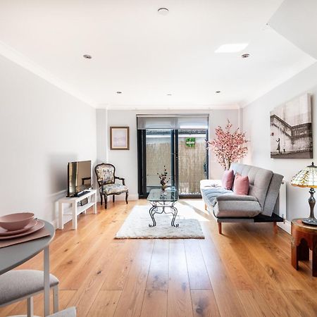 Exceptional 2 Bed Boutique Home In Mill Hill Dış mekan fotoğraf