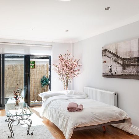 Exceptional 2 Bed Boutique Home In Mill Hill Dış mekan fotoğraf