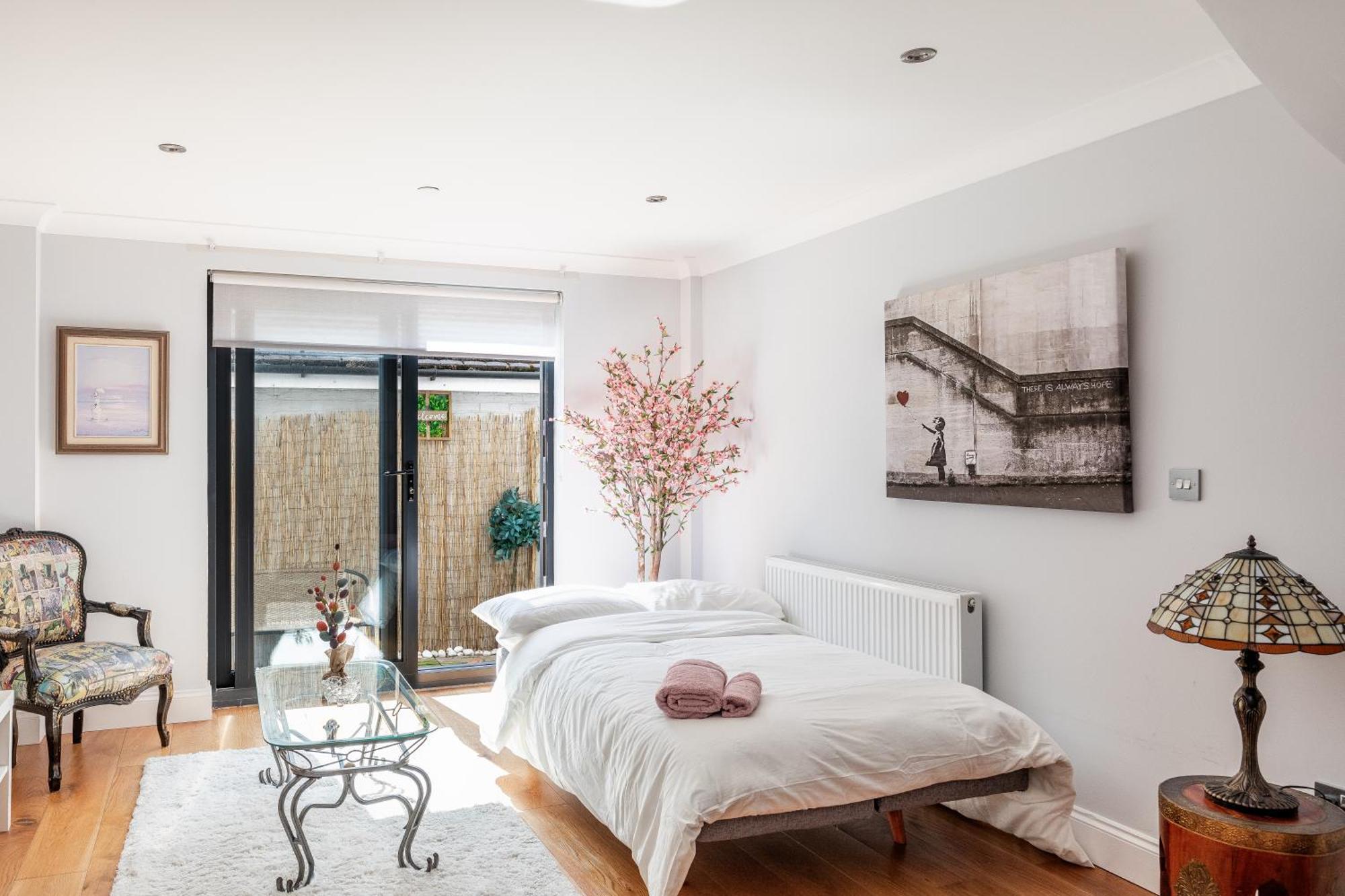 Exceptional 2 Bed Boutique Home In Mill Hill Dış mekan fotoğraf